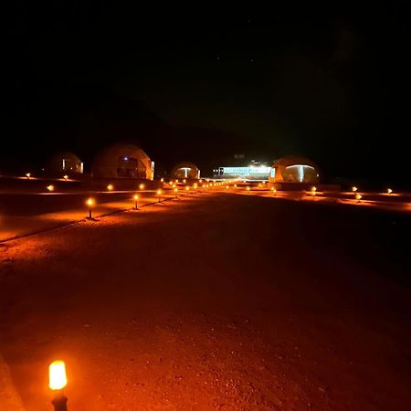 Amanda Luxury Camp Hotel Wadi Rum Bagian luar foto