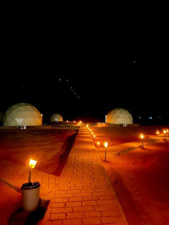 Amanda Luxury Camp Hotel Wadi Rum Bagian luar foto