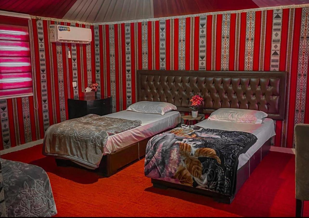 Amanda Luxury Camp Hotel Wadi Rum Bagian luar foto