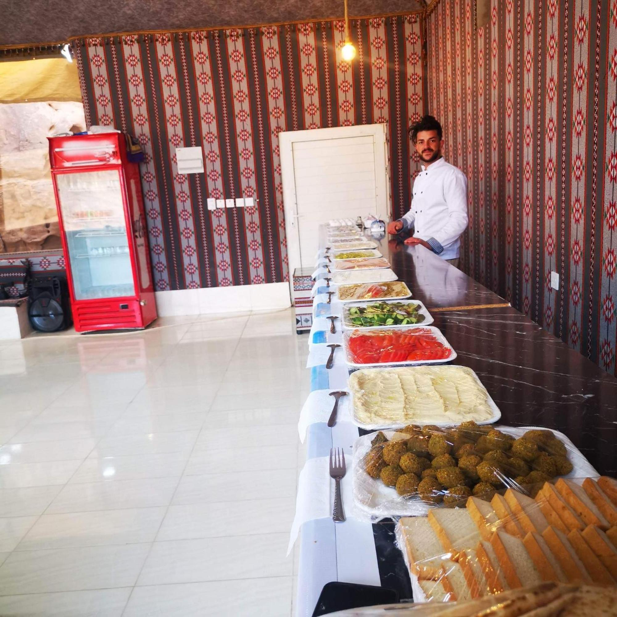 Amanda Luxury Camp Hotel Wadi Rum Bagian luar foto